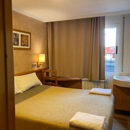 Hostal Galicia Cardedeu Exteriör bild