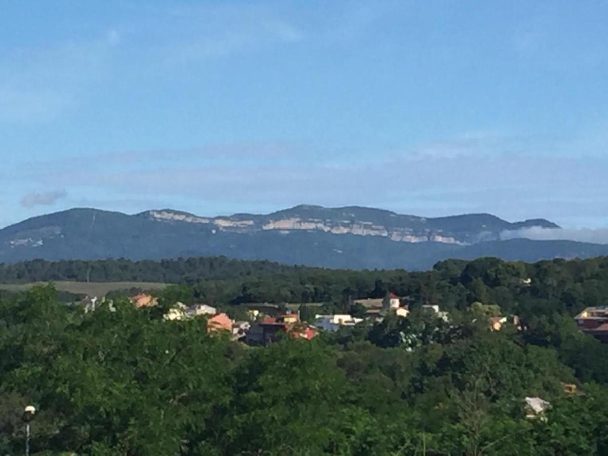 Hostal Galicia Cardedeu Exteriör bild