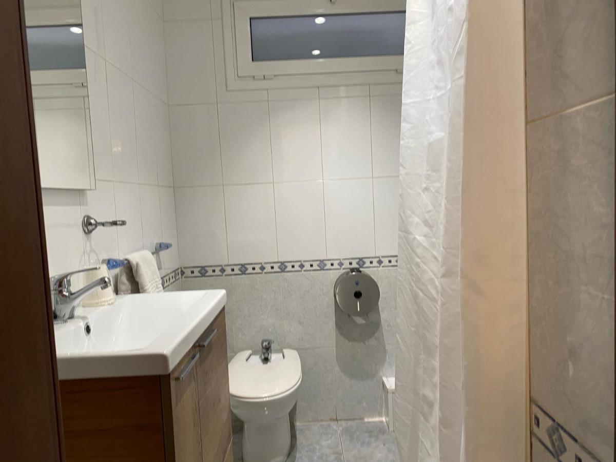 Hostal Galicia Cardedeu Exteriör bild